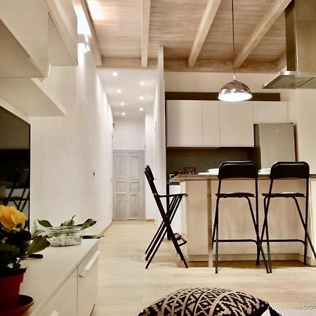 이글레시아스 Nel Cuore Del Centro Storico Con Comfort E Stile 아파트 외부 사진